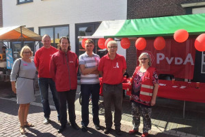 PvdA in gesprek met mensen in Kruiningen